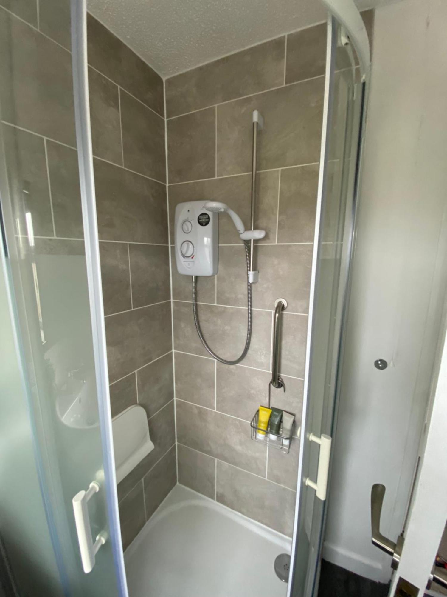 Apartment The Marlene - Lovely 3-bed - Free Wifi & Parking - Short Or Long Burton-upon-Trent